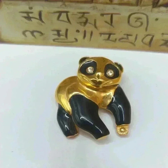 Swarovski Gold and Black Panda Jewelry flawed - Picture 1 of 5